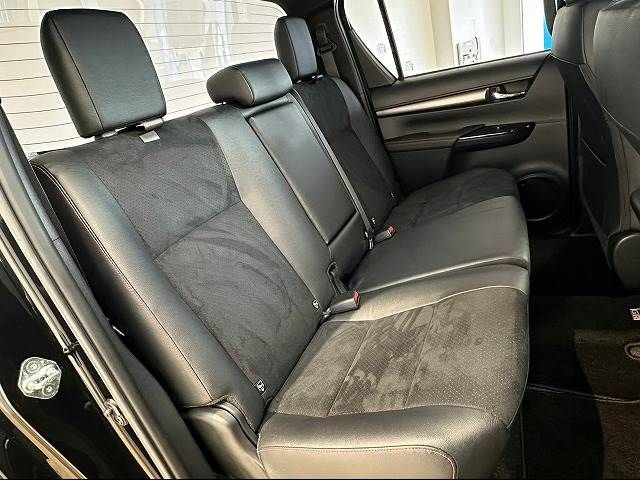 Toyota HILUX 2021-11 196787-9