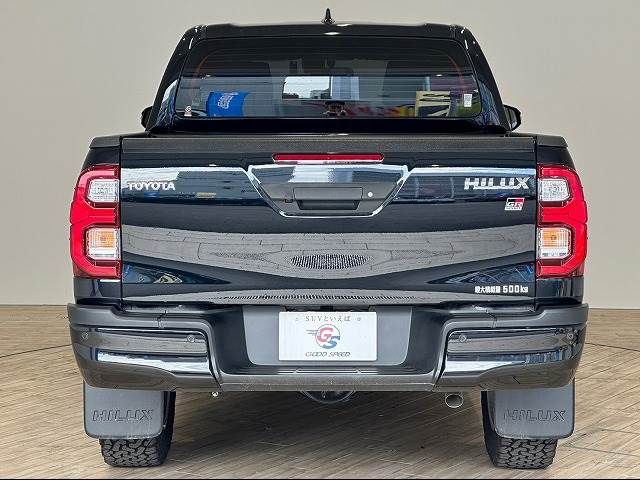 Toyota HILUX 2021-11 196787-12