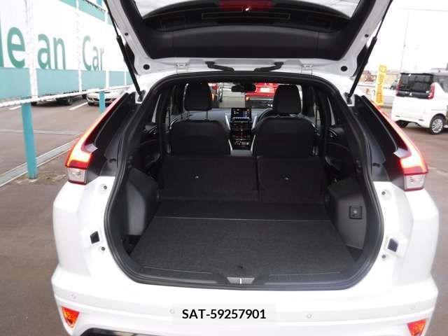 Mitsubishi ECLIPSE CROSS 2021-04 303882-12