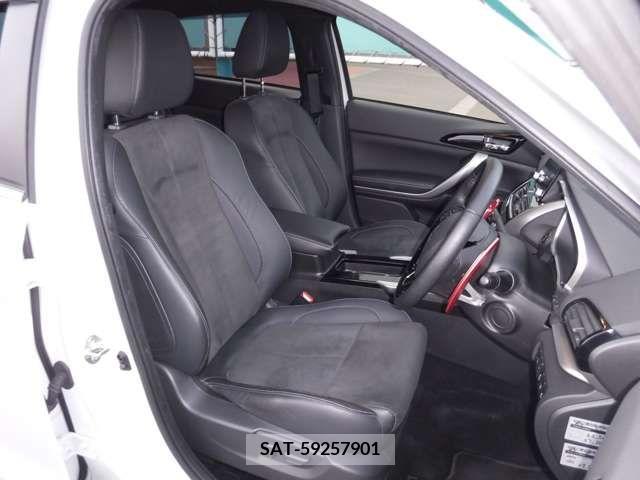 Mitsubishi ECLIPSE CROSS 2021-04 303882-9