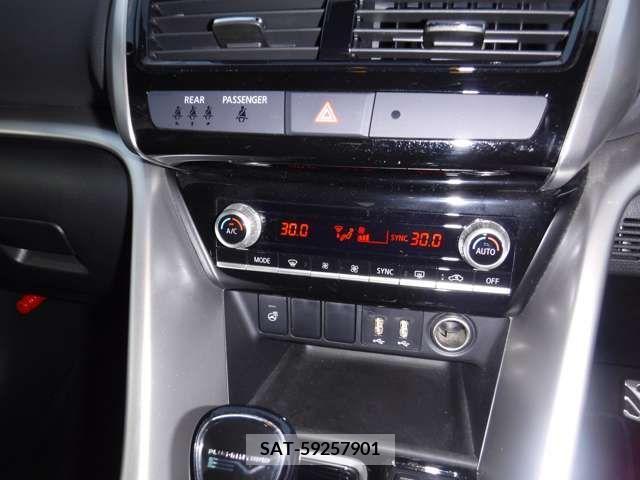 Mitsubishi ECLIPSE CROSS 2021-04 303882-17