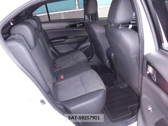 Mitsubishi ECLIPSE CROSS 2021-04 303882-14