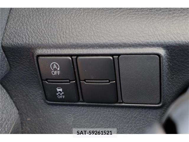 Toyota SIENTA 2018-11 343242-11