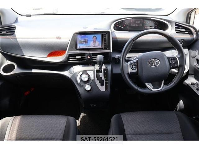 Toyota SIENTA 2018-11 343242-3