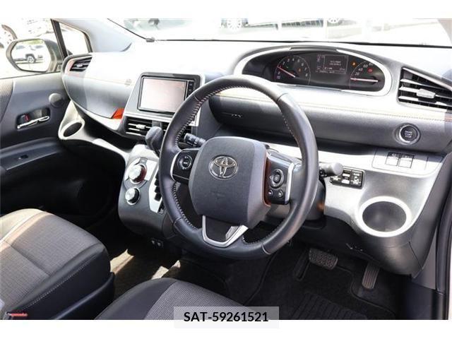 Toyota SIENTA 2018-11 343242-6