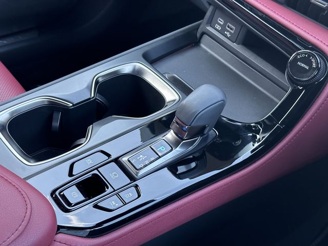 Lexus NX 2023-01 9670-7