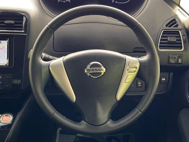 Nissan SERENA 2015-04 9659-12