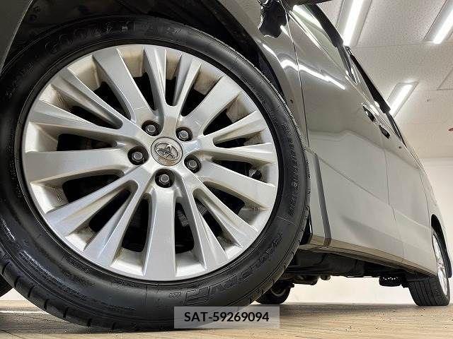 Toyota VELLFIRE 2012-06 299888-18