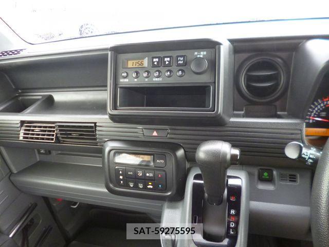 Honda N-VAN 2019-07 350090-11