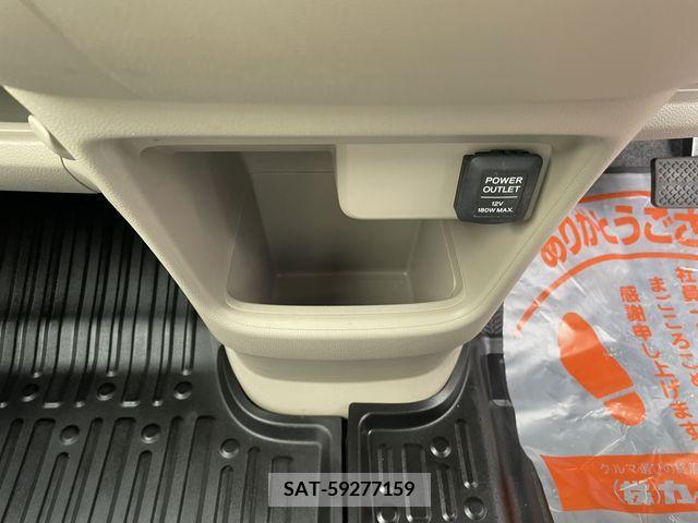 Honda N-ONE 2015-11 279678-12