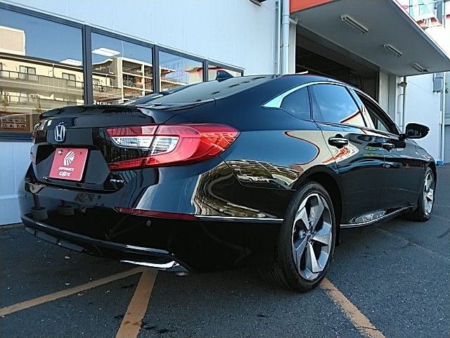 Honda ACCORD HYBRID 2023-01 184694-2