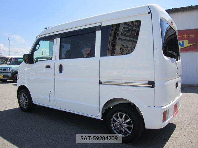 Suzuki EVERY 2022-01 301641-3