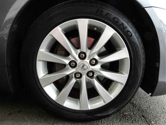 Lexus LS 2013-02 1706-16
