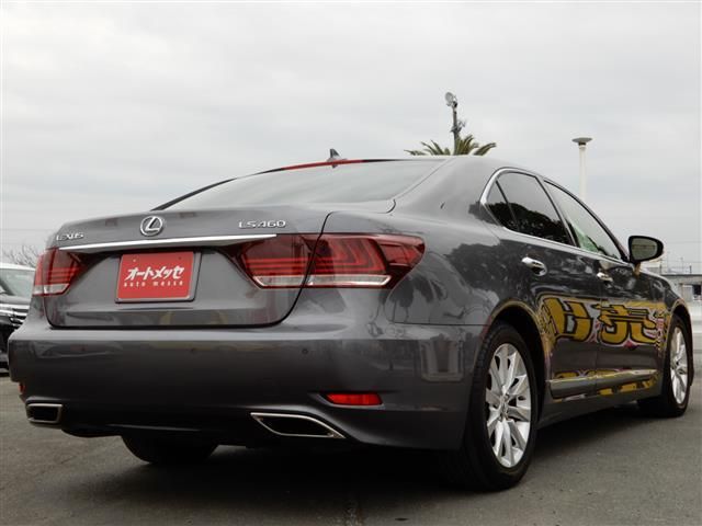 Lexus LS 2013-02 1706-2