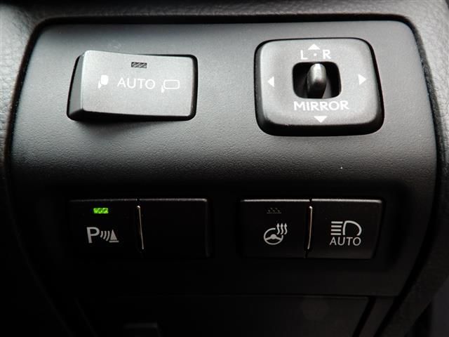 Lexus LS 2013-02 1706-12