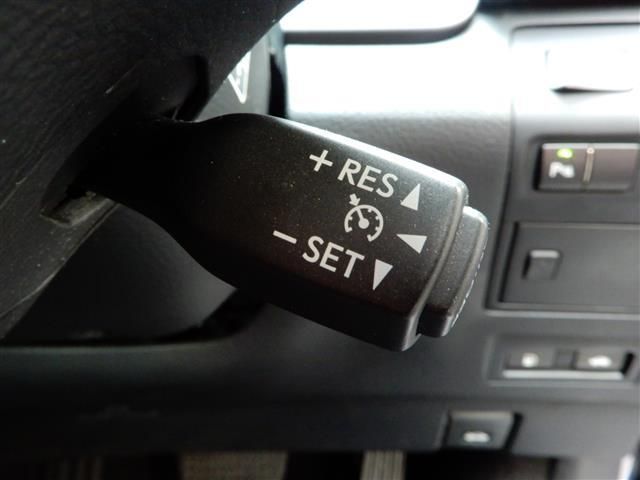 Lexus LS 2013-02 1706-11