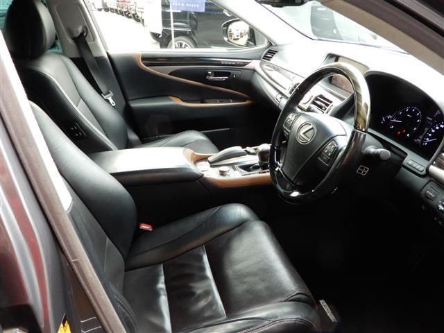 Lexus LS 2013-02 1706-3