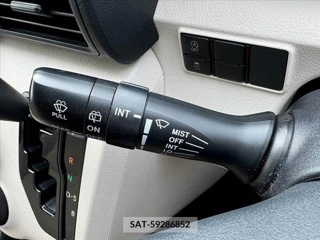 Toyota SIENTA 2019-05 346997-22