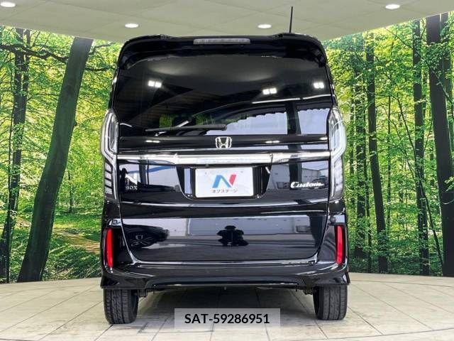 Honda N BOX 2019-12 210292-15