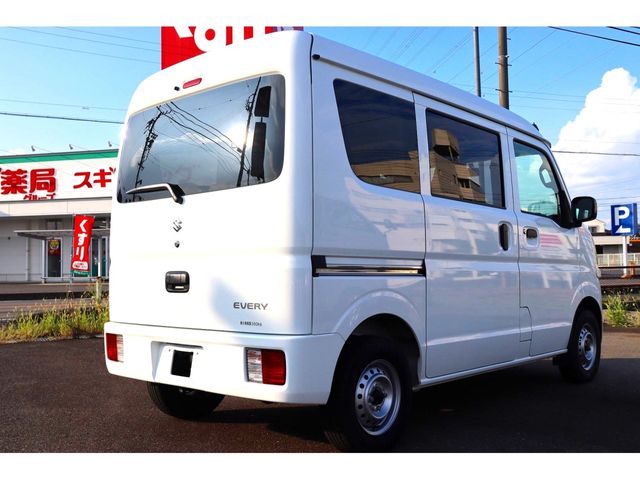 Suzuki EVERY 2022-12 13928-5