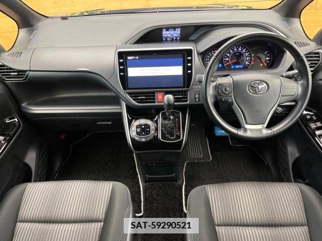 Toyota VOXY 2019-01 341439-1