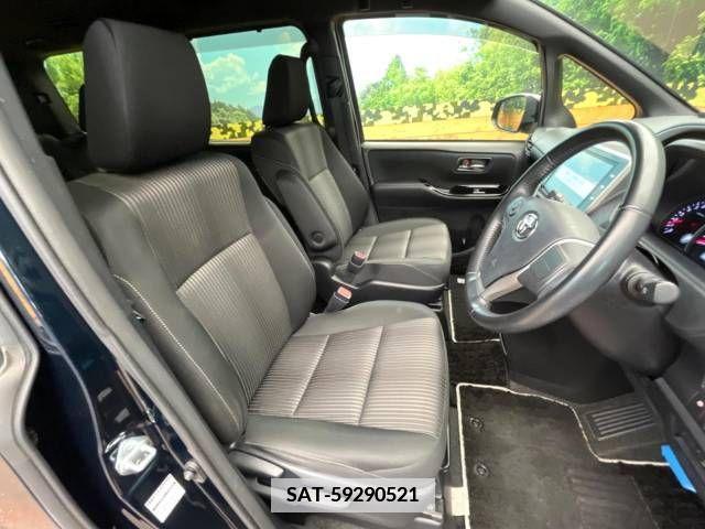 Toyota VOXY 2019-01 341439-8
