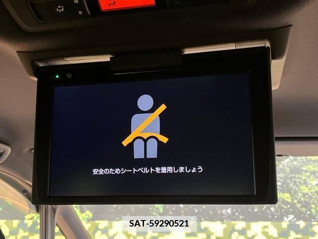 Toyota VOXY 2019-01 341439-4