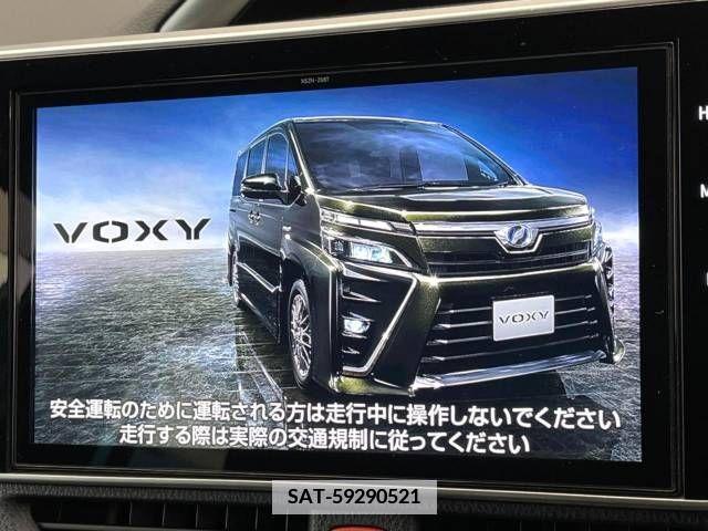 Toyota VOXY 2019-01 341439-2