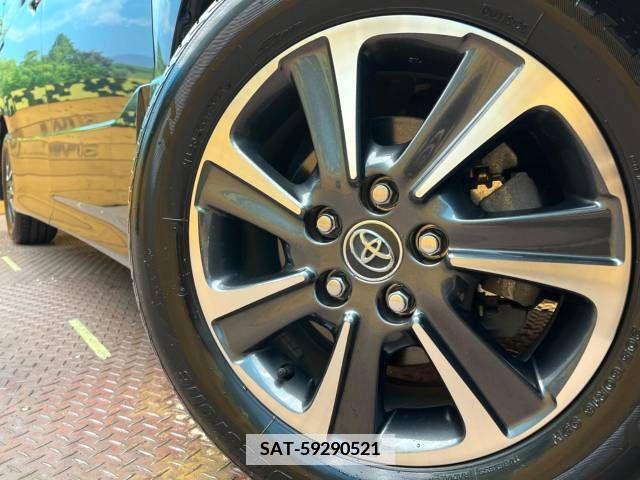Toyota VOXY 2019-01 341439-13