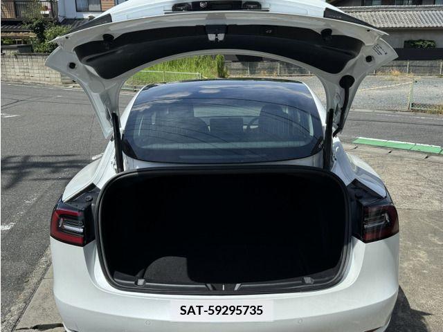 Tesla MODEL 3 2020-09 342667-8