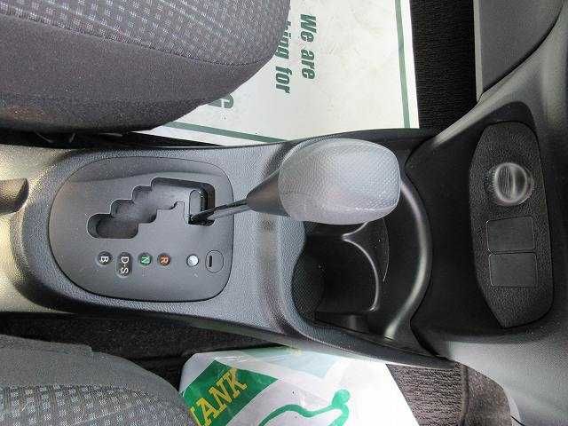 Toyota VITZ 2018-03 3450-7