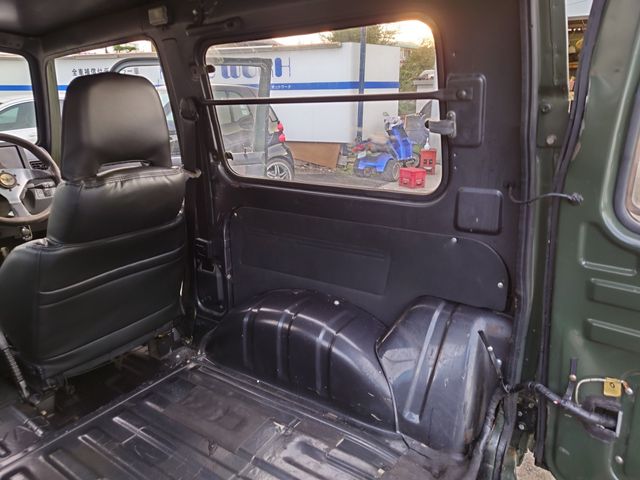 Suzuki JIMNY 1992-01 14072-12
