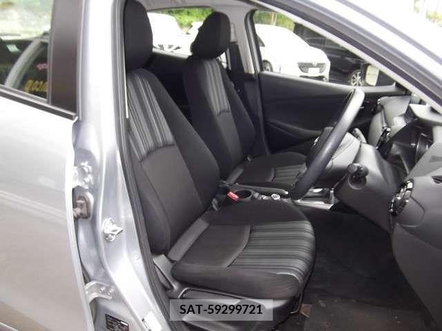 Mazda DEMIO 2019-03 301962-5