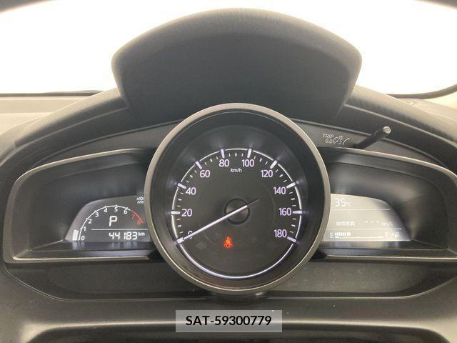 Mazda DEMIO 2018-06 390493-15