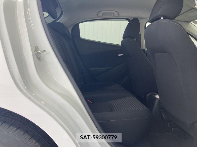Mazda DEMIO 2018-06 390493-24