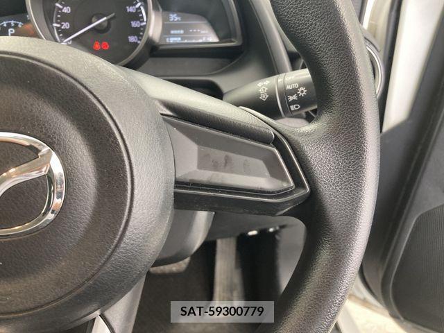 Mazda DEMIO 2018-06 390493-21