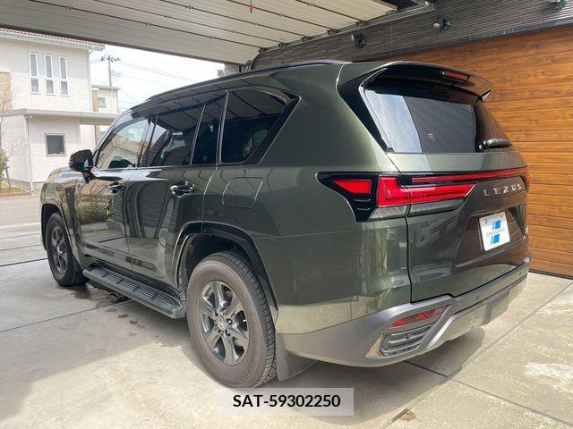 Lexus LX 2023-01 227450-5