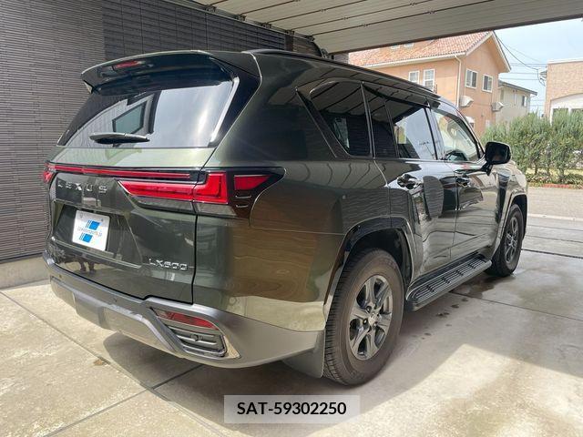 Lexus LX 2023-01 227450-6