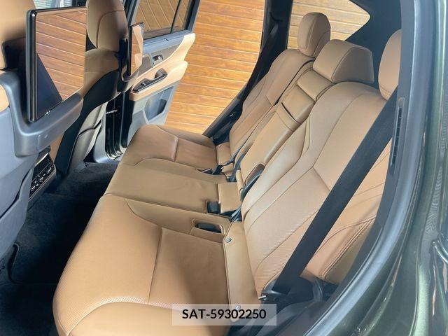 Lexus LX 2023-01 227450-17