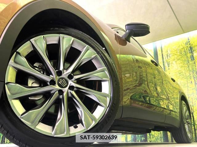 Toyota CROWN 2023-02 358176-13