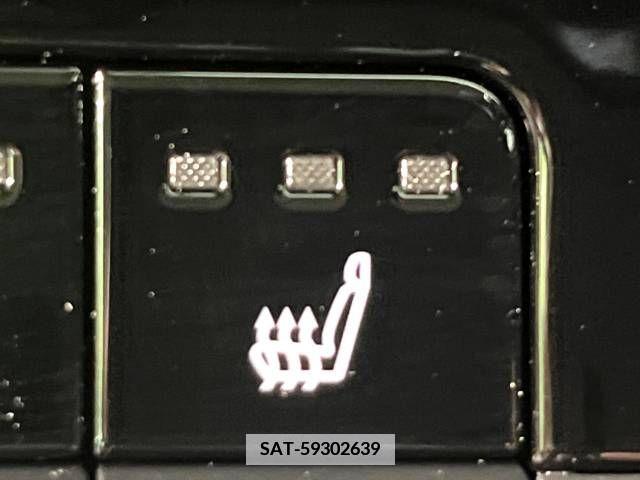 Toyota CROWN 2023-02 358176-6