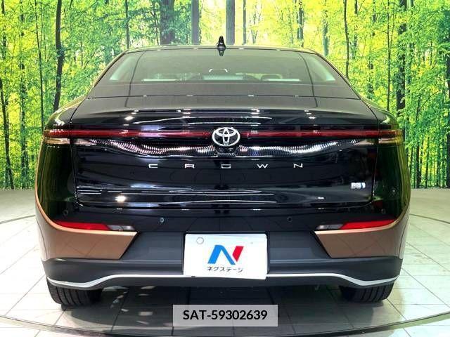 Toyota CROWN 2023-02 358176-15