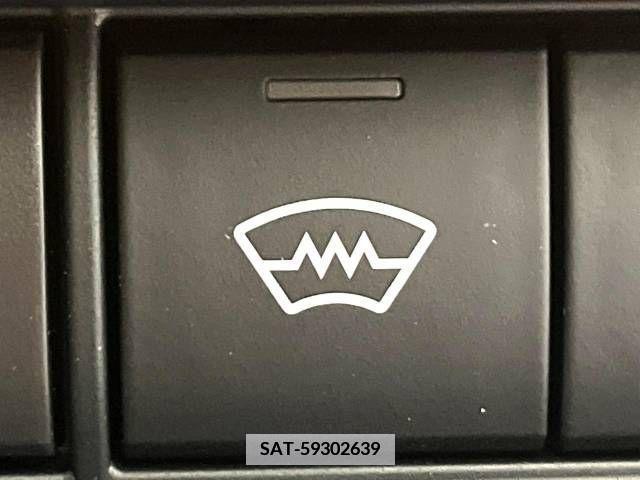 Toyota CROWN 2023-02 358176-7