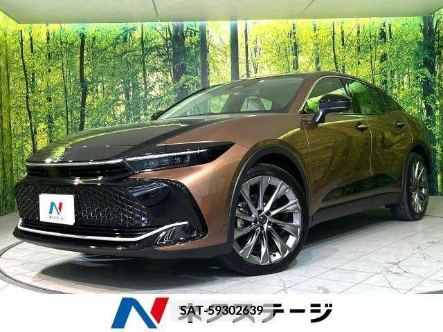 Toyota CROWN 2023-02 358176-0