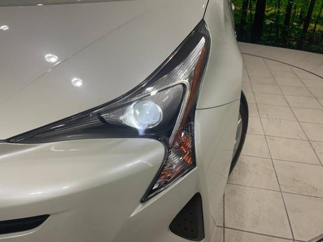 Toyota PRIUS 2016-03 192908-12
