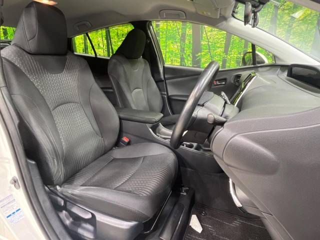 Toyota PRIUS 2016-03 192908-8