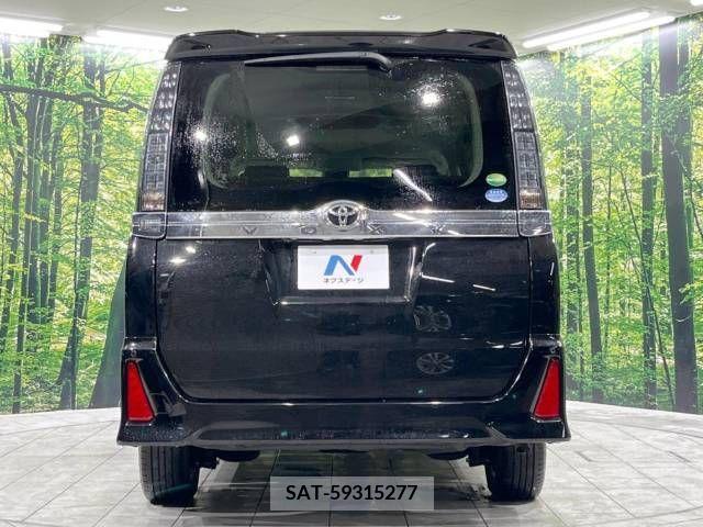 Toyota VOXY 2016-12 208107-15