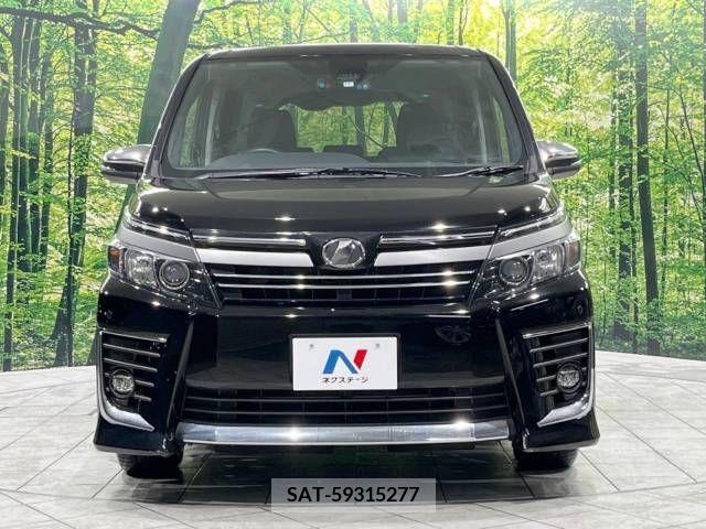Toyota VOXY 2016-12 208107-14
