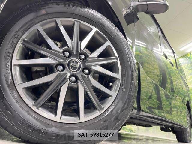 Toyota VOXY 2016-12 208107-13