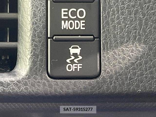 Toyota VOXY 2016-12 208107-7